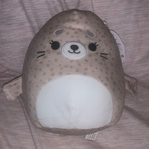 BMWT Lilou 8” Squishmallow